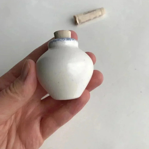 Catherine Dolphin Ocean Name Meaning Vase Trinket - Picture 4 of 9